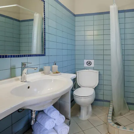 Nikos & Vassilis Kefalonia