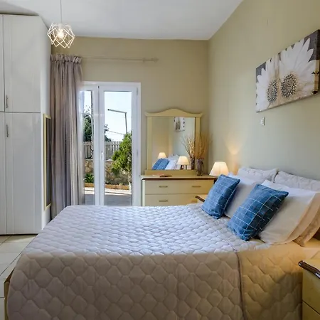 Nikos & Vassilis Kefalonia * Vlachata