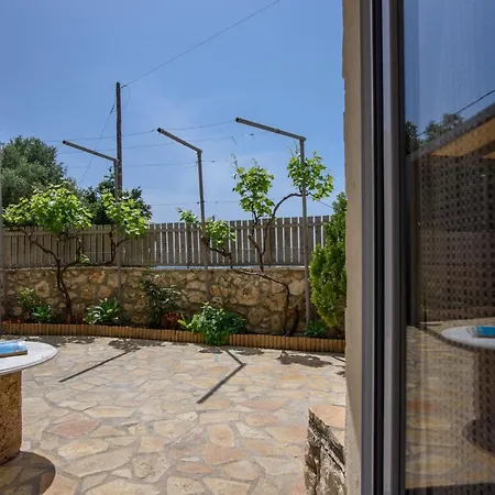 Nikos & Vassilis Kefalonia